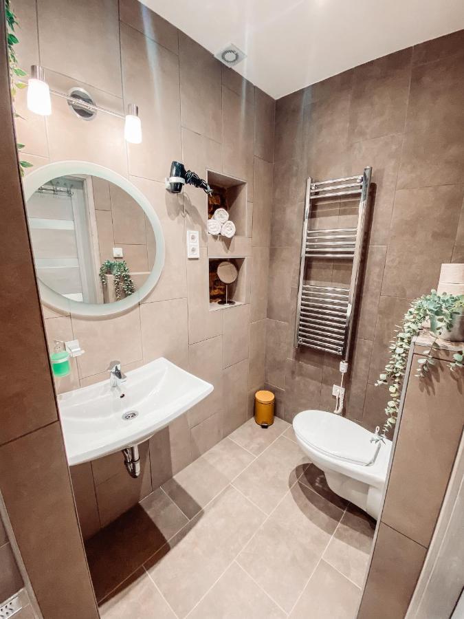 Eklektika Apartman Apartment